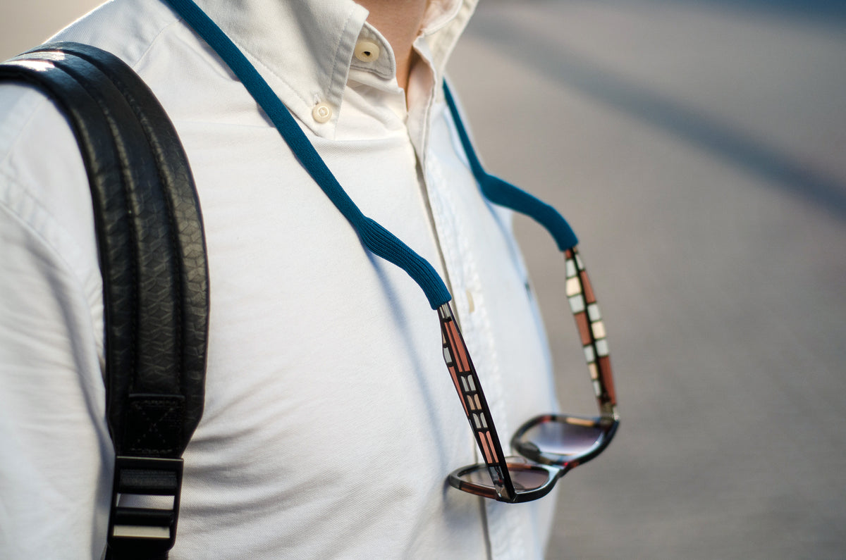 Sunglasses held on an Anchor strap